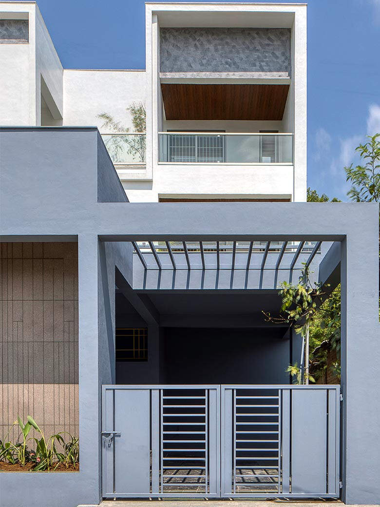 This Vadodara house champions clay craft screens to minimise heat gain ...