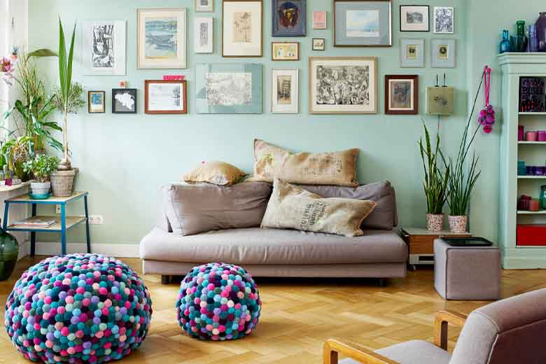 50+ Small Apartment Living Room Design & Decoration Ideas
