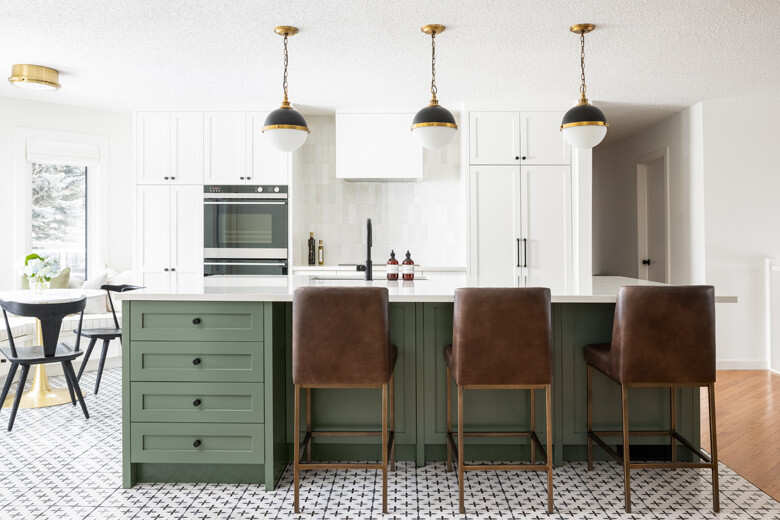 In this kitchen renovation, Aly Velji turns challenges into bold ...