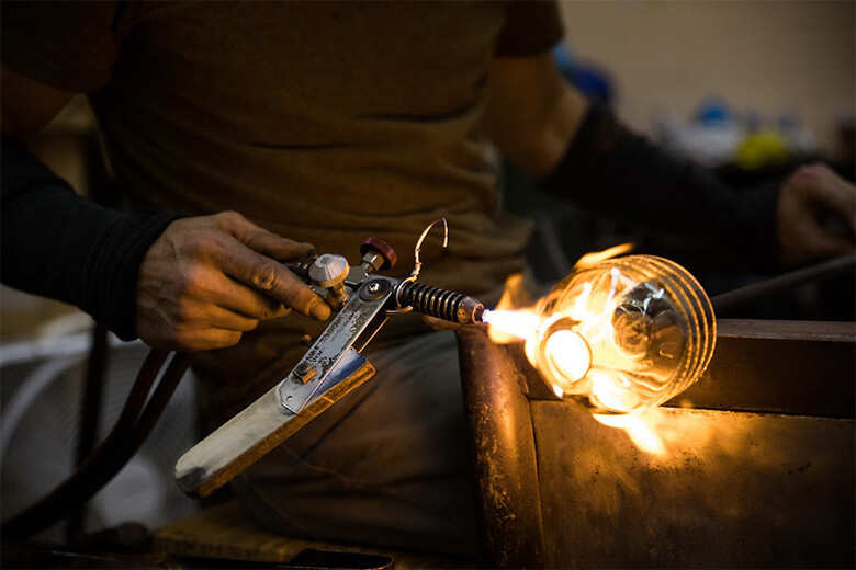 Here’s how a Philadelphia-based studio is creatively recycling glass ...